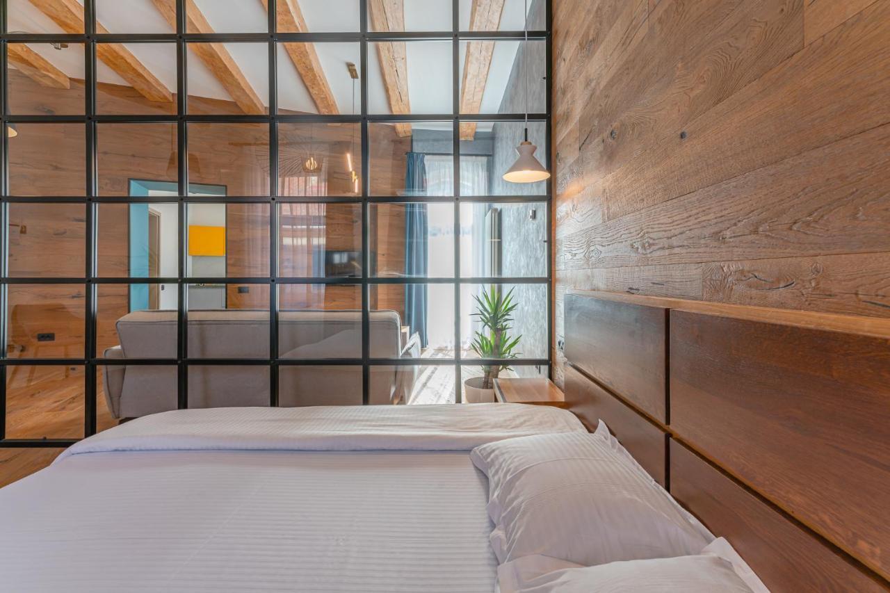 Premium Suites Postavarului Braşov Esterno foto