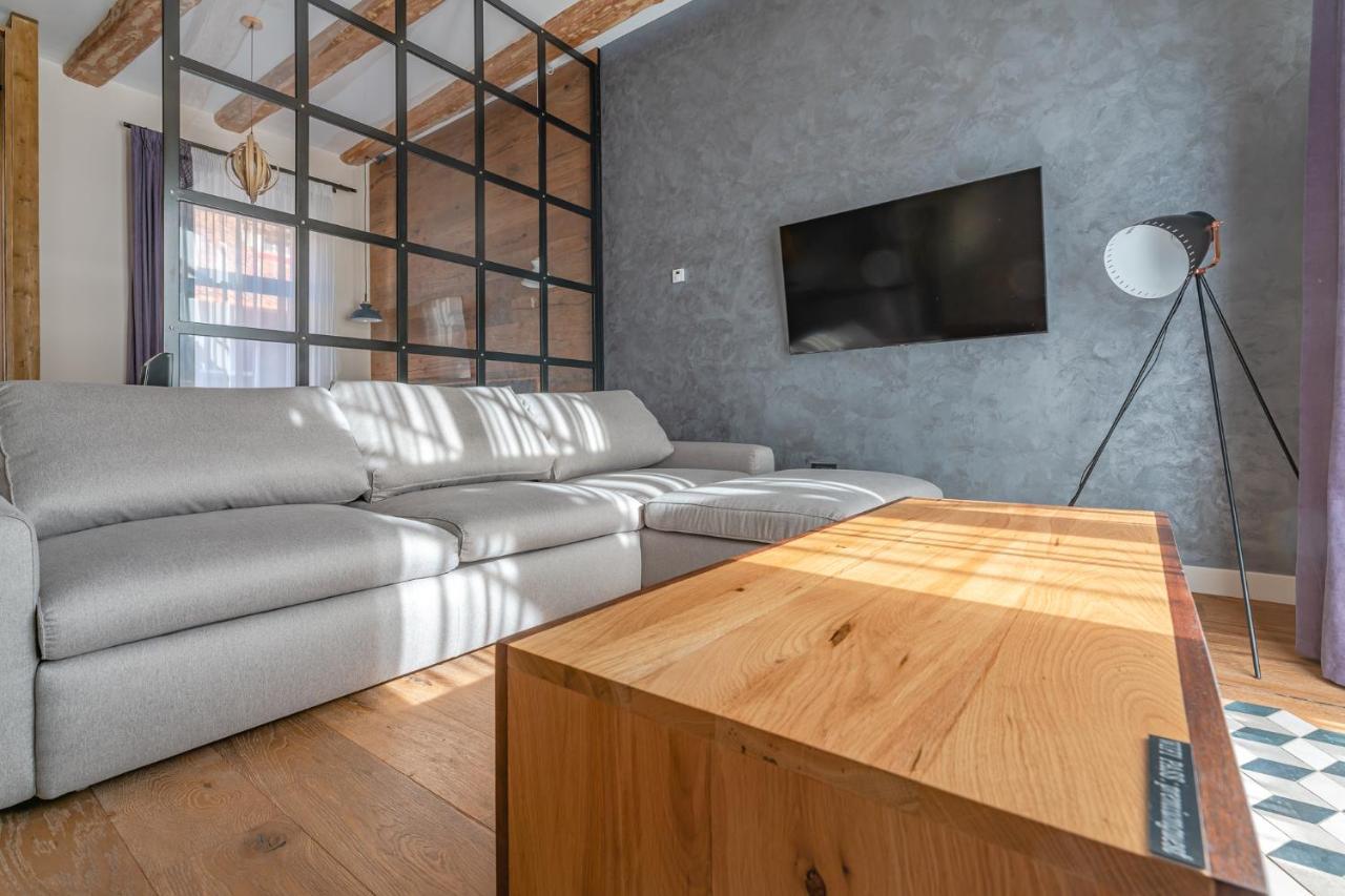 Premium Suites Postavarului Braşov Esterno foto