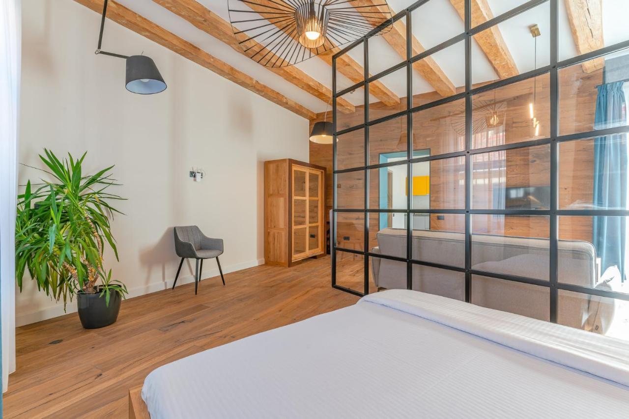 Premium Suites Postavarului Braşov Esterno foto