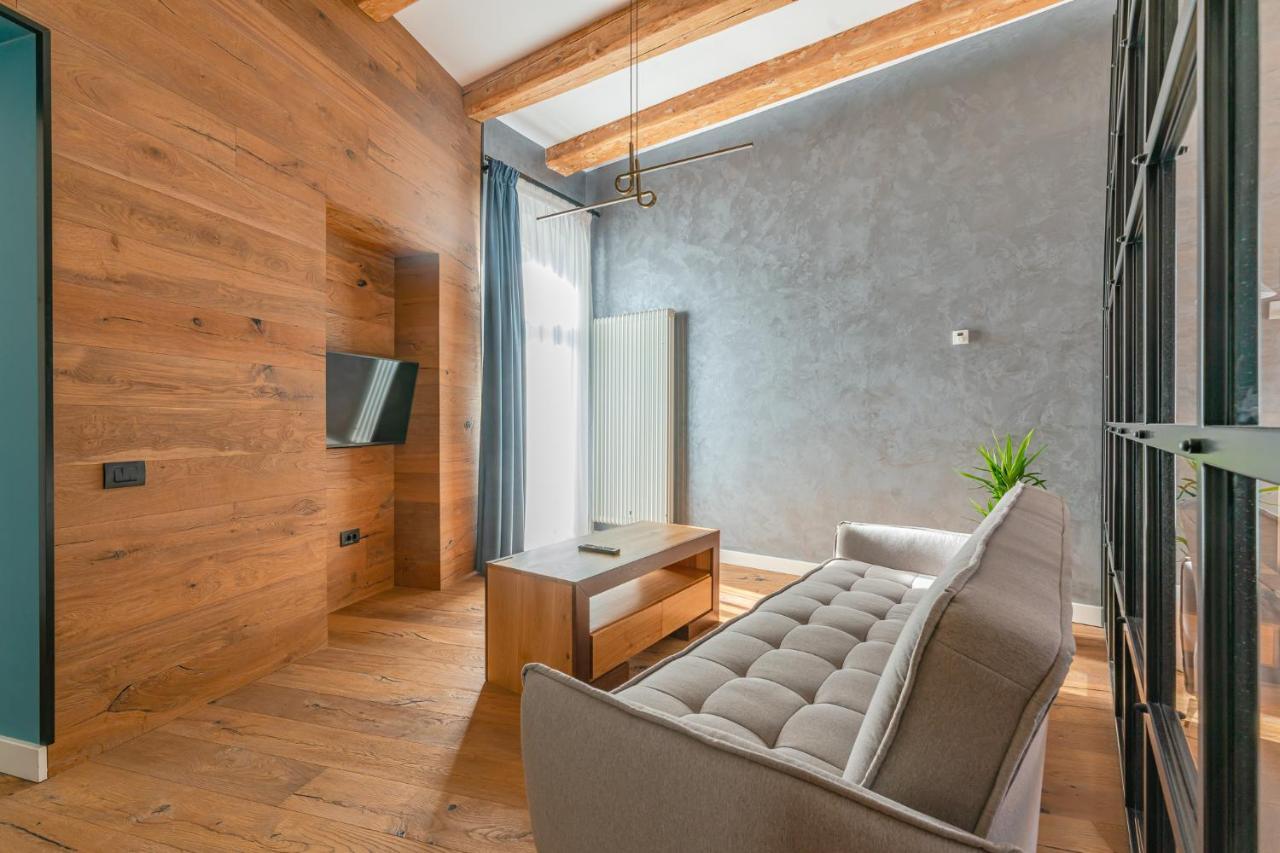 Premium Suites Postavarului Braşov Esterno foto