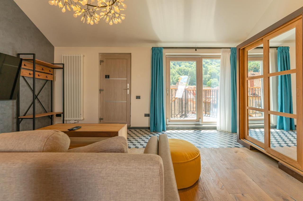Premium Suites Postavarului Braşov Esterno foto