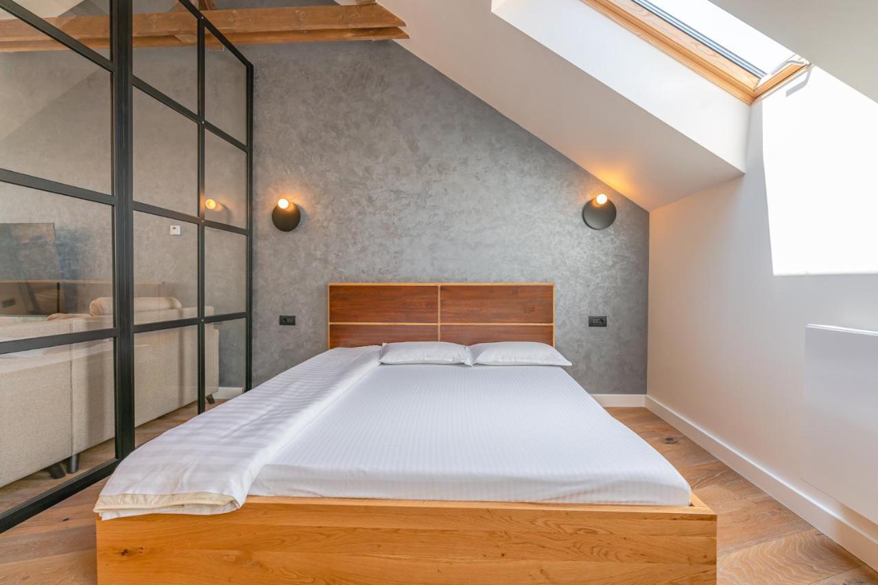 Premium Suites Postavarului Braşov Esterno foto